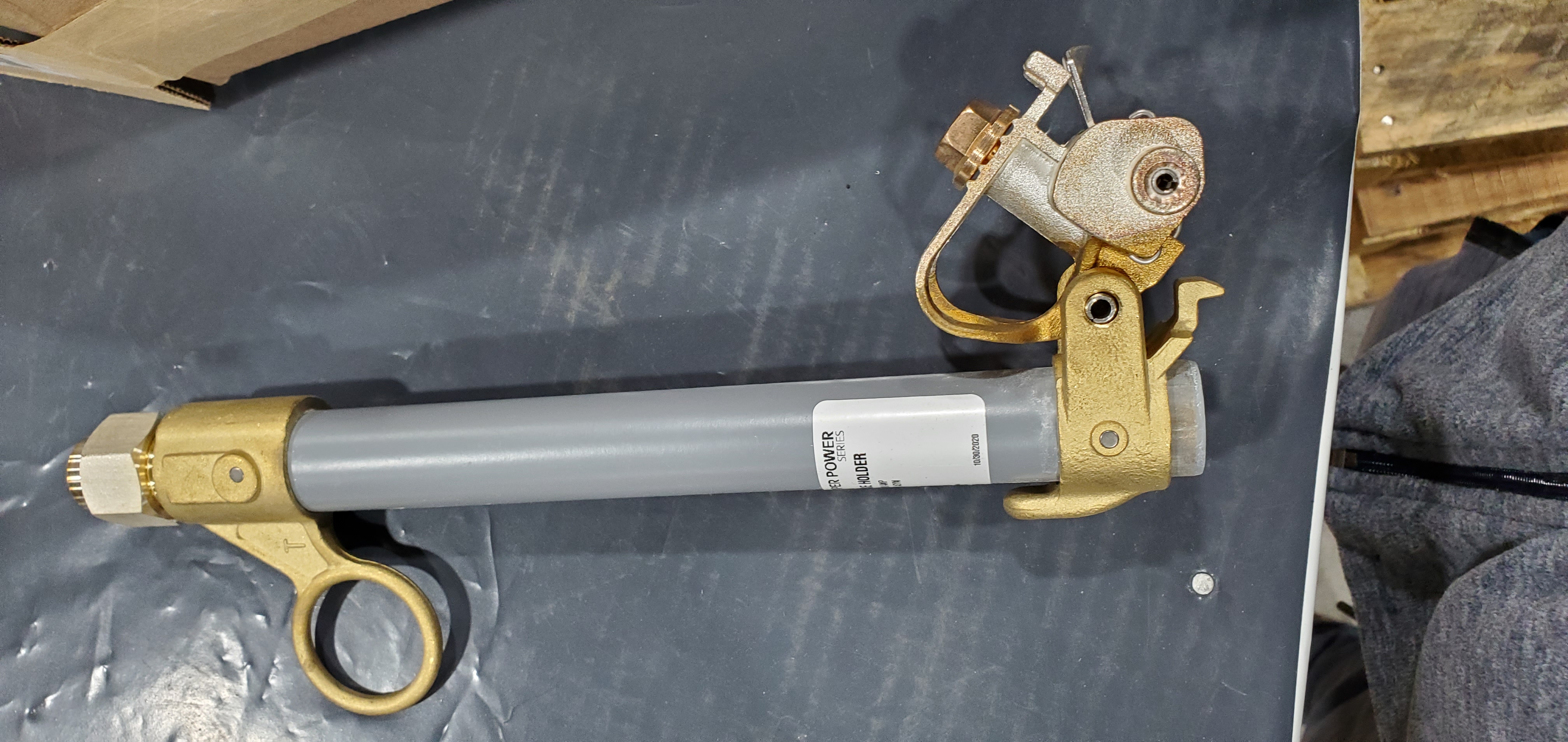 POLYMER INSULATED OPEN DISTRIBUTION CUTO